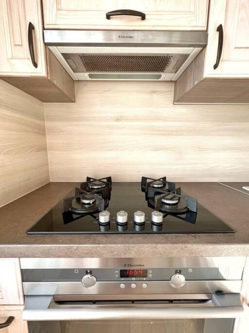 New Apartment With A View In The Town Center 纳尔瓦 外观 照片