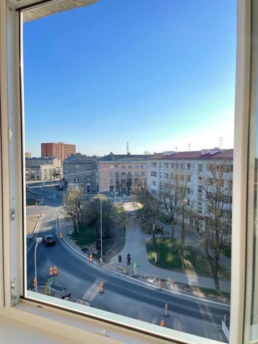 New Apartment With A View In The Town Center 纳尔瓦 外观 照片